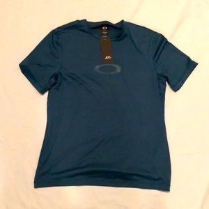 Oakley rash guard tee shirt.
